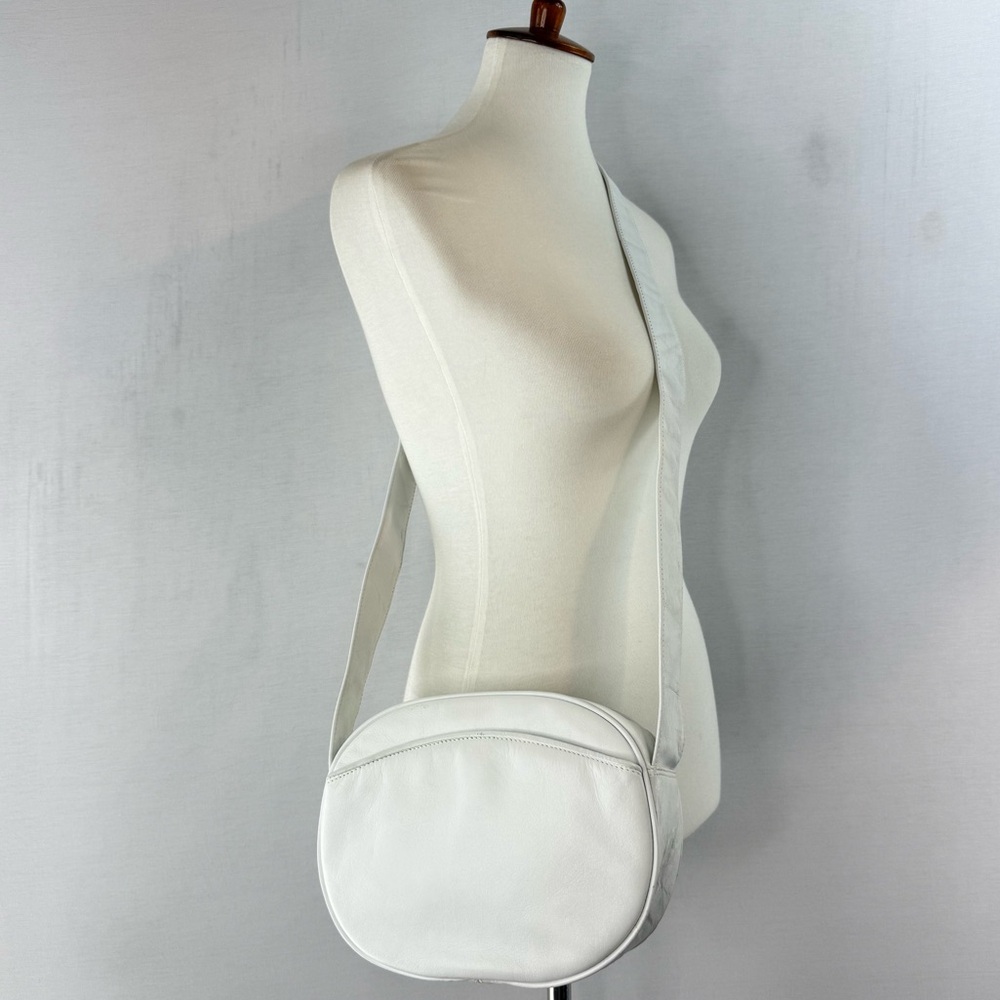 Vintage PERLINA Pure White Leather Oval Crossbody Bag